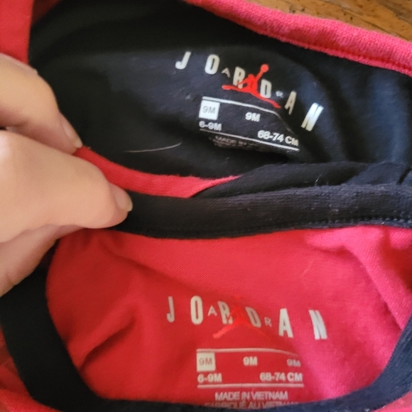 Air Jordan Baby Onesies Set - Red and Black - Picture 3 of 3